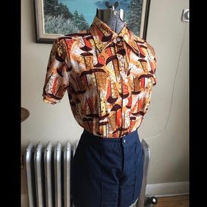 VINTAGE 70’s Patterned Button up